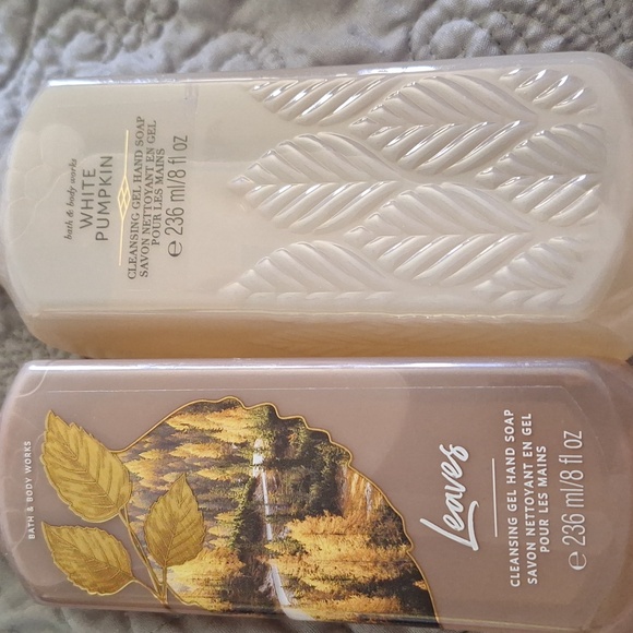 Bath & Body Works Gel Hand Soap x 2. Never opened! - Picture 2 of 3